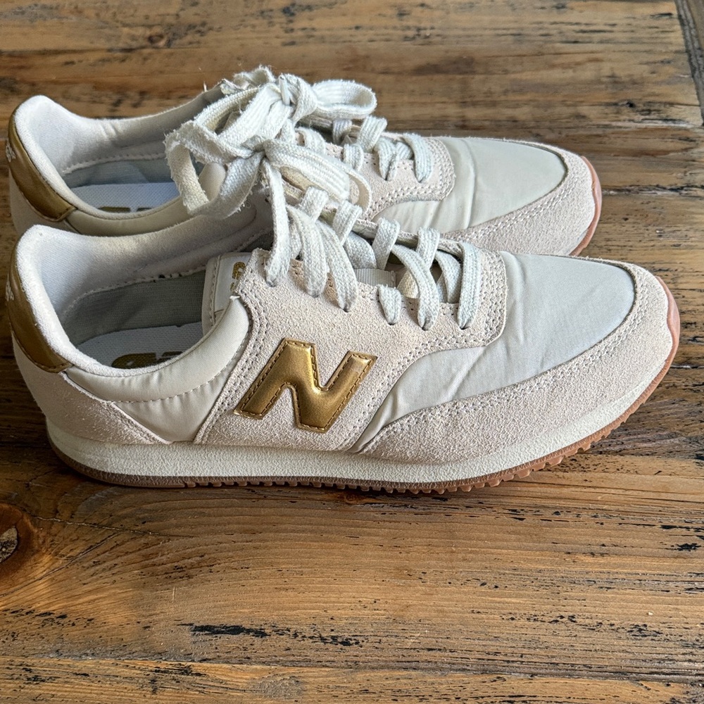 New Balance Women's Shoes in White and Gold